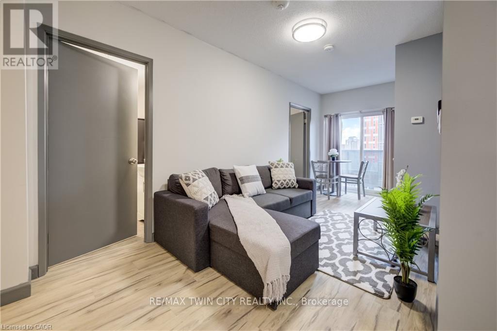 #198 258A SUNVIEW STREET - 12