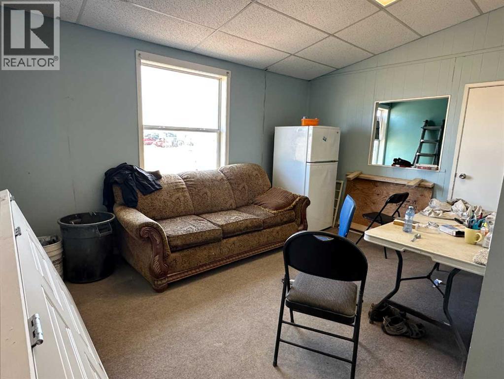 6002 60 Avenue - Photo 8