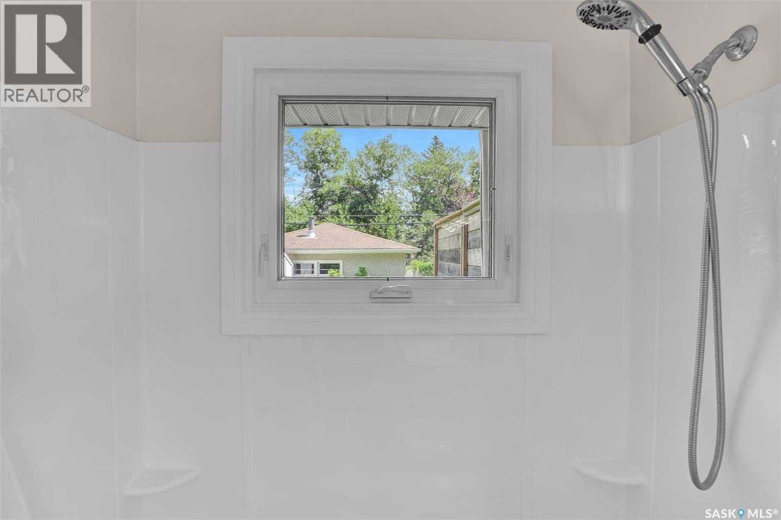 961 GARRY STREET - 17