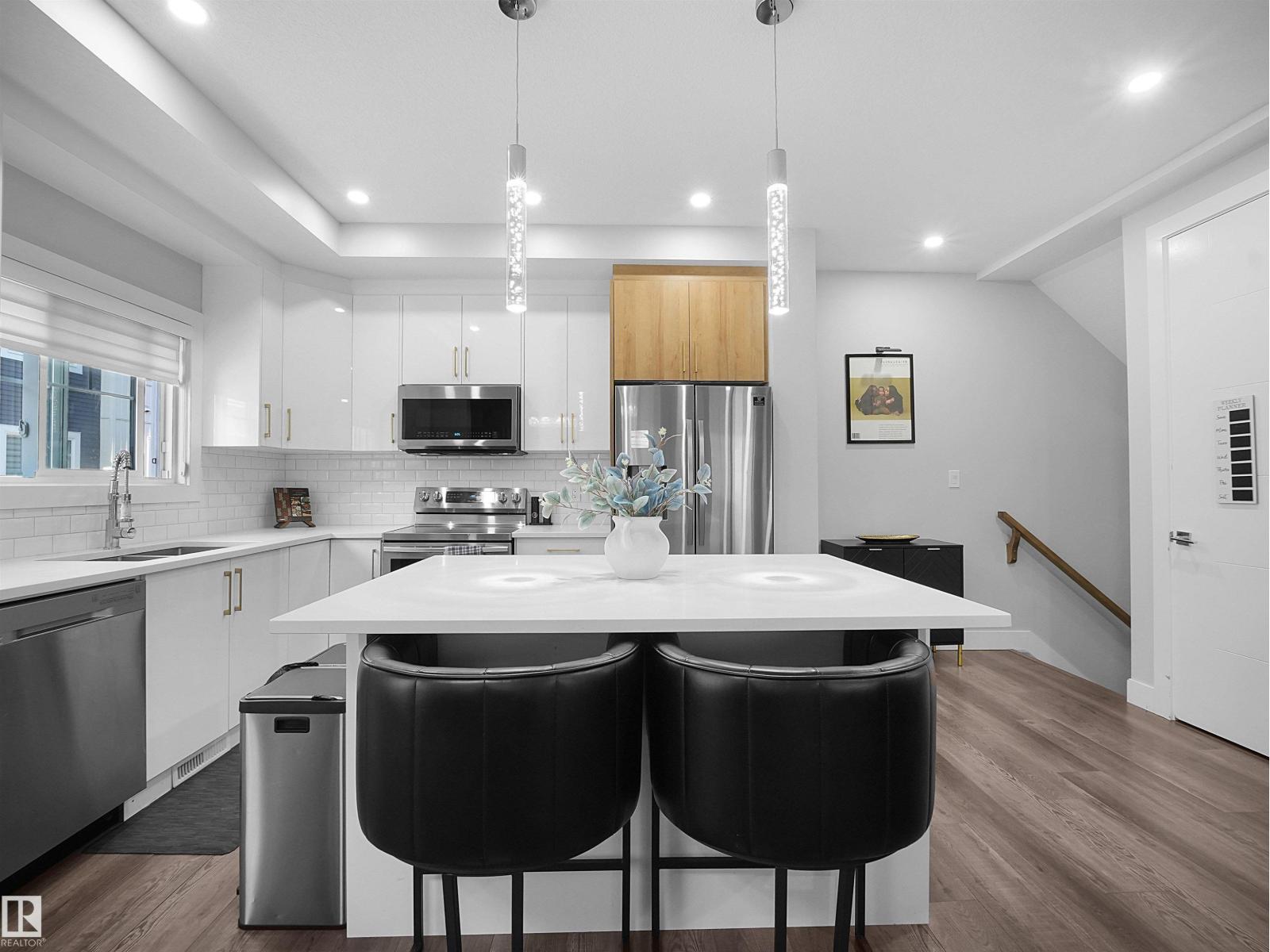 #31 230 EDGEMONT RD NW NW - 18