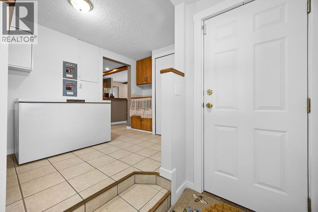 2340 Wilson Avenue - 33