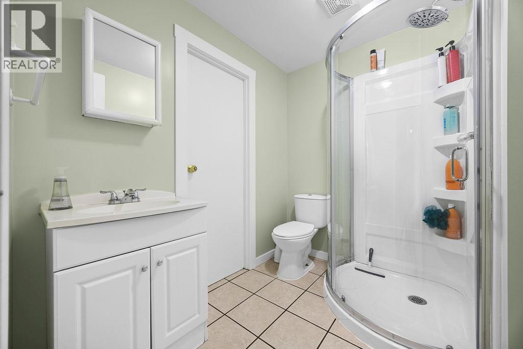 2340 Wilson Avenue - 23