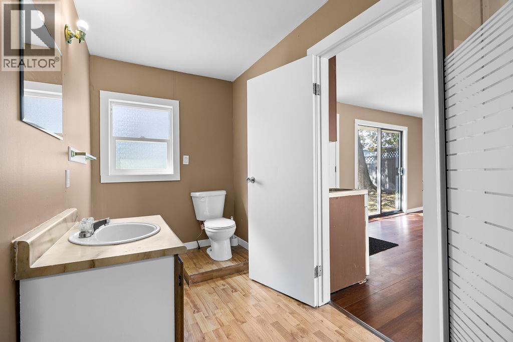 2340 Wilson Avenue - 43