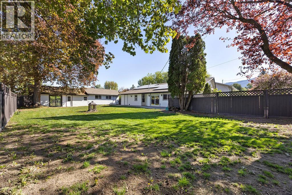 2340 Wilson Avenue - 38