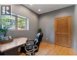3918 Parri Road, Sorrento, BC V0E2W0 Photo 39