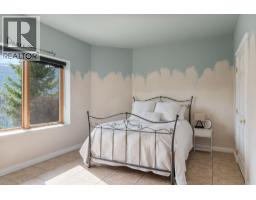 3918 Parri Road, Sorrento, BC V0E2W0 Photo 47