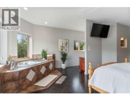 3918 Parri Road, Sorrento, BC V0E2W0 Photo 35