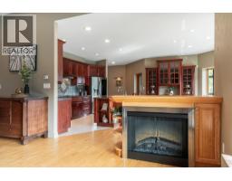 3918 Parri Road, Sorrento, BC V0E2W0 Photo 29