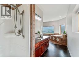 3918 Parri Road, Sorrento, BC V0E2W0 Photo 37