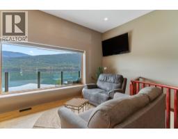 3918 Parri Road, Sorrento, BC V0E2W0 Photo 30