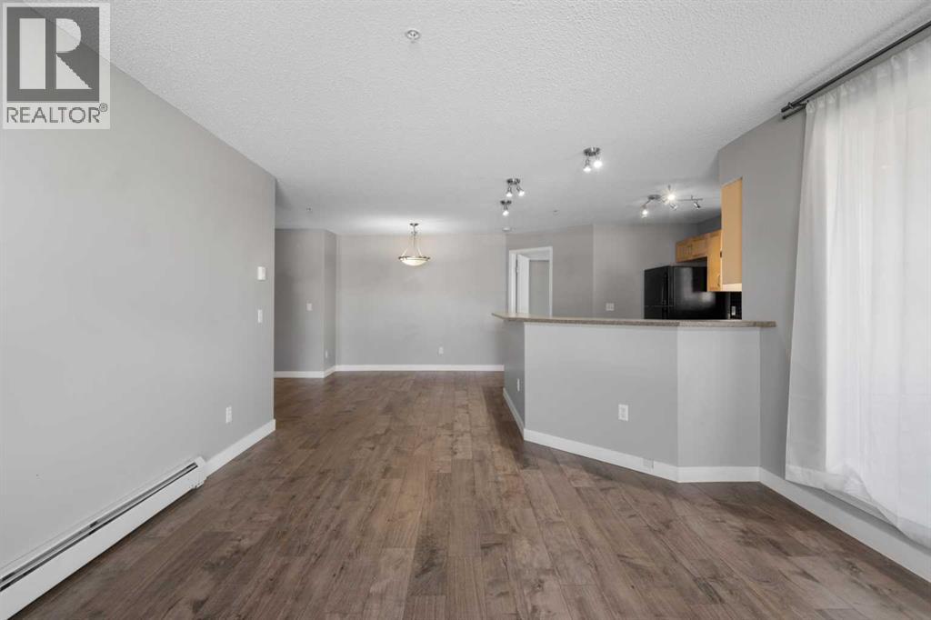 505 Railway Street West, Cochrane