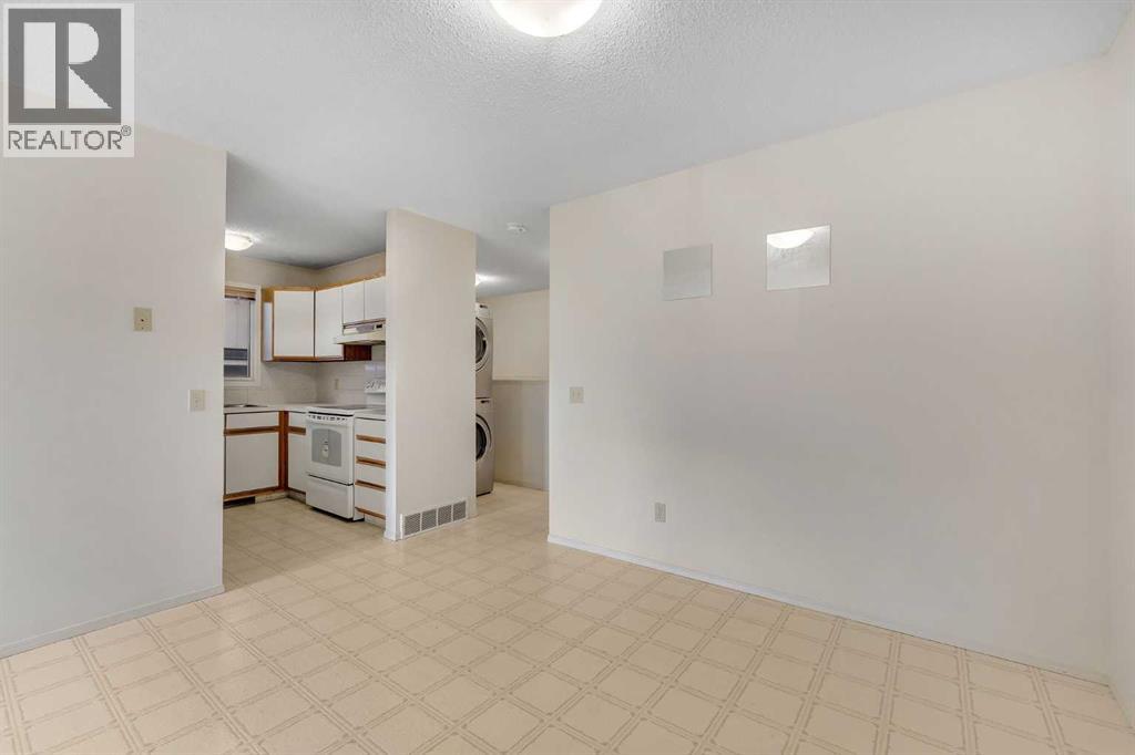 4736 17 Avenue NW - 10