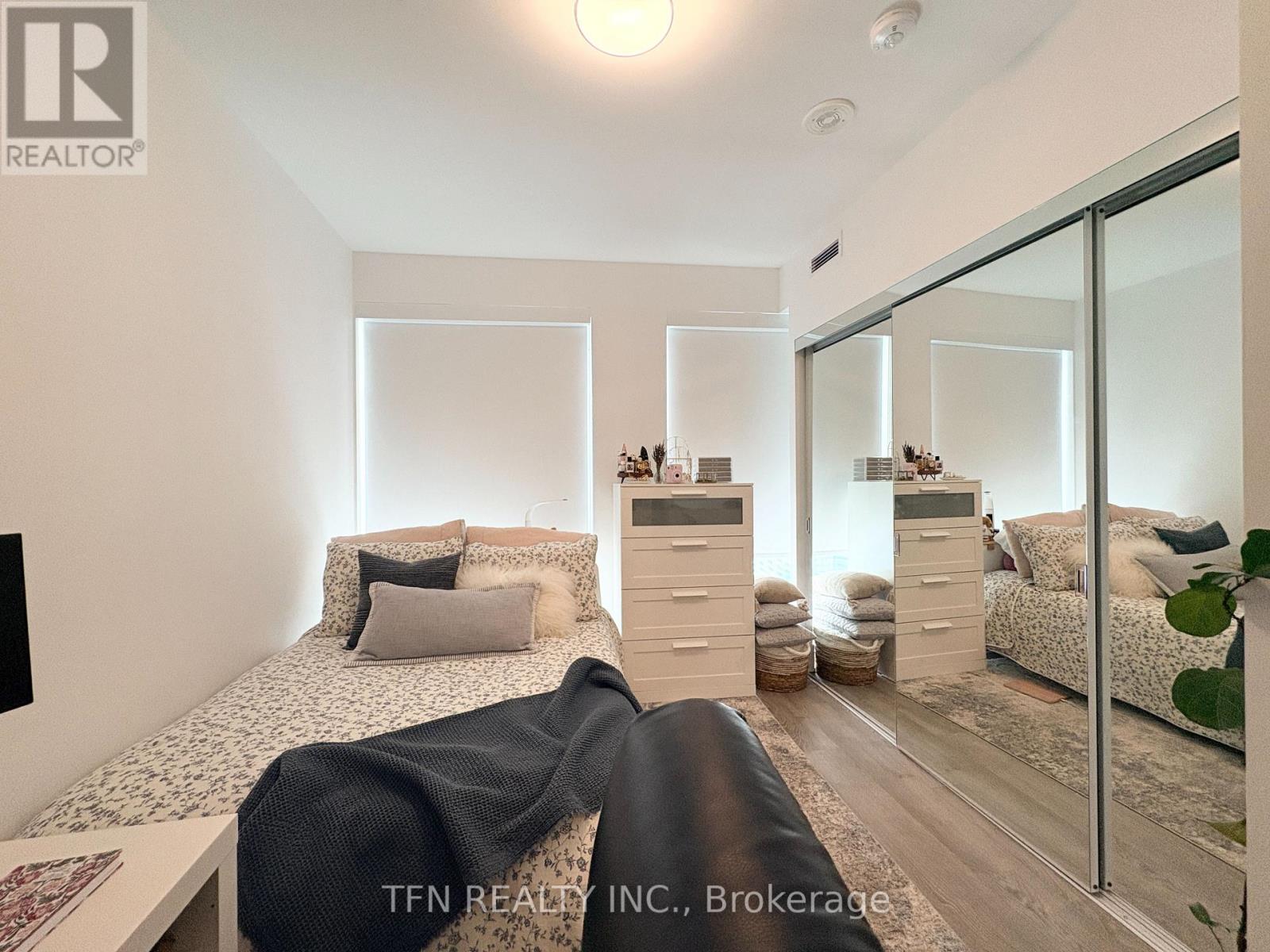 #1412 470 FRONT STREET W - 27