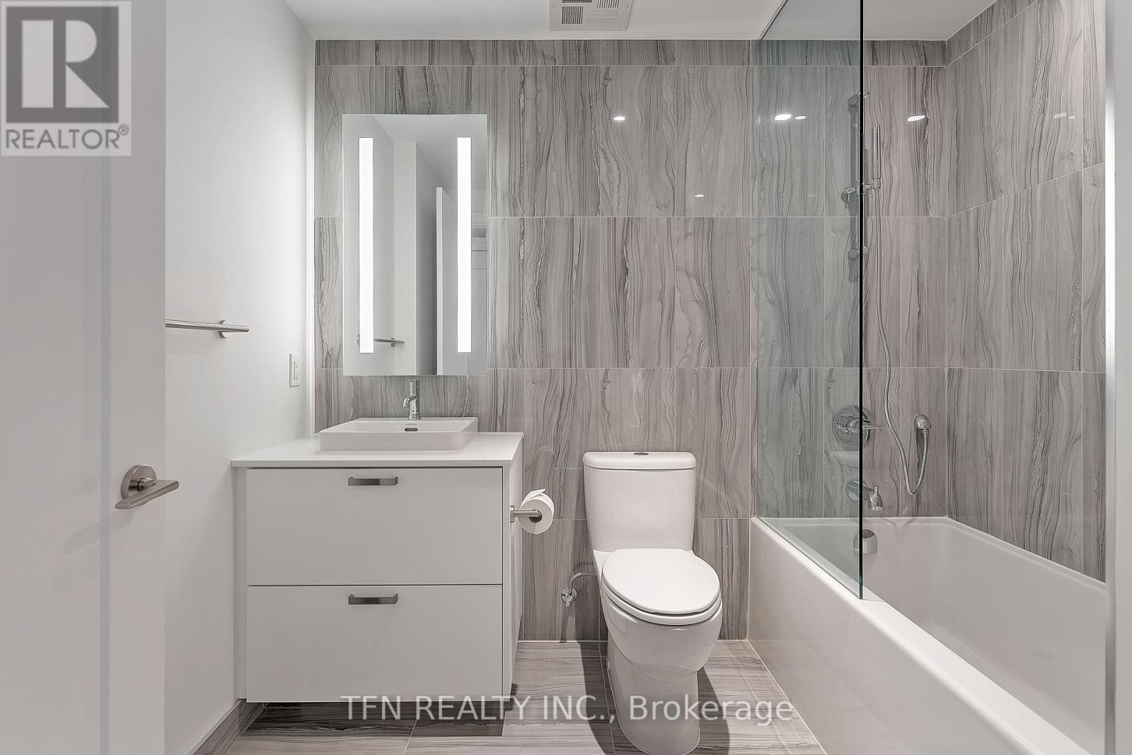 #1412 470 FRONT STREET W - 31