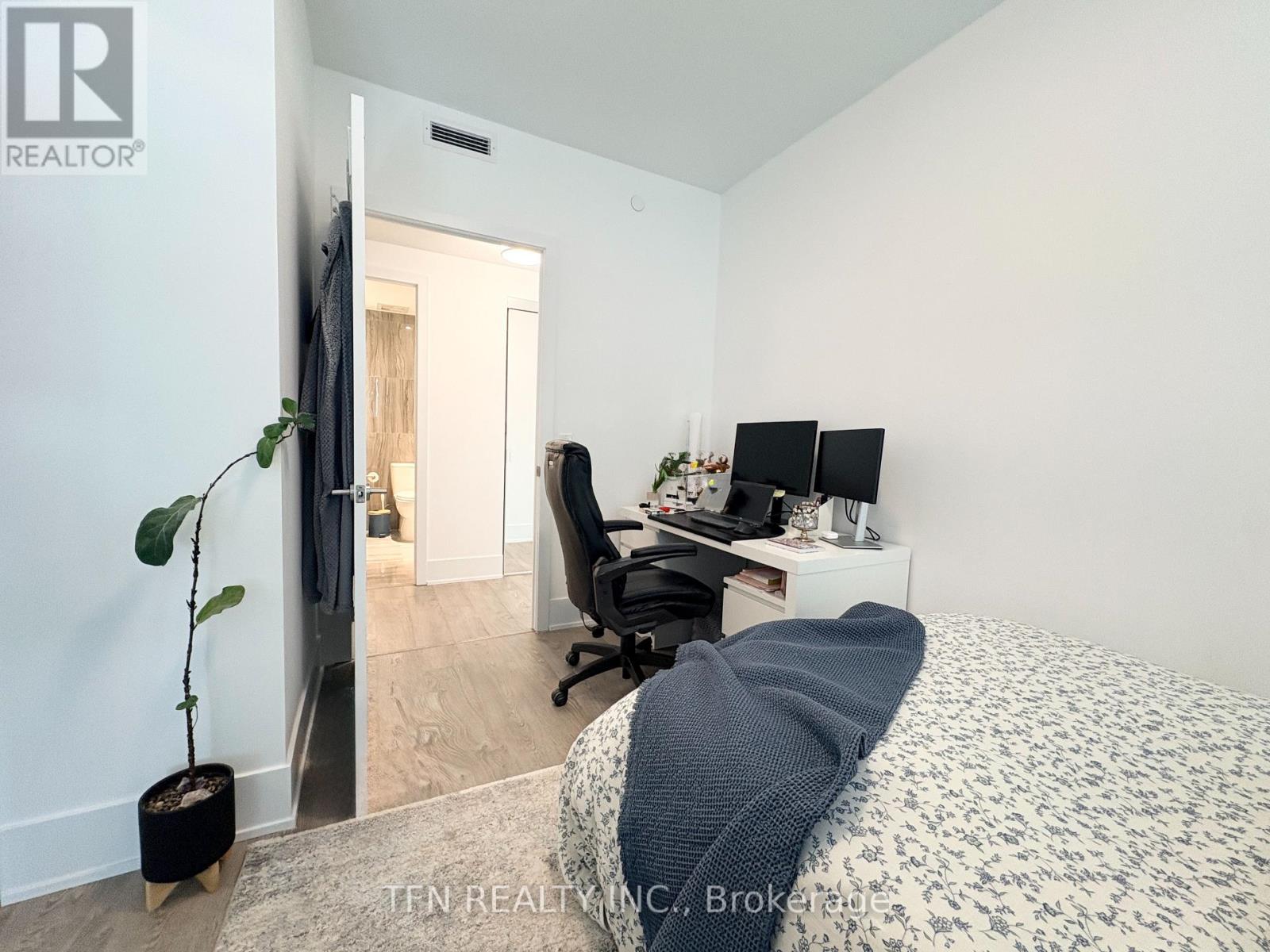 #1412 470 FRONT STREET W - 30