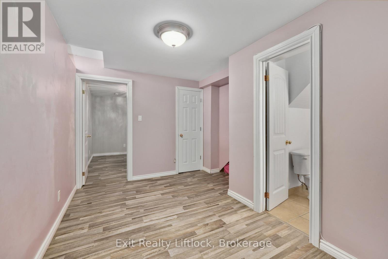202 MILROY DRIVE - 20