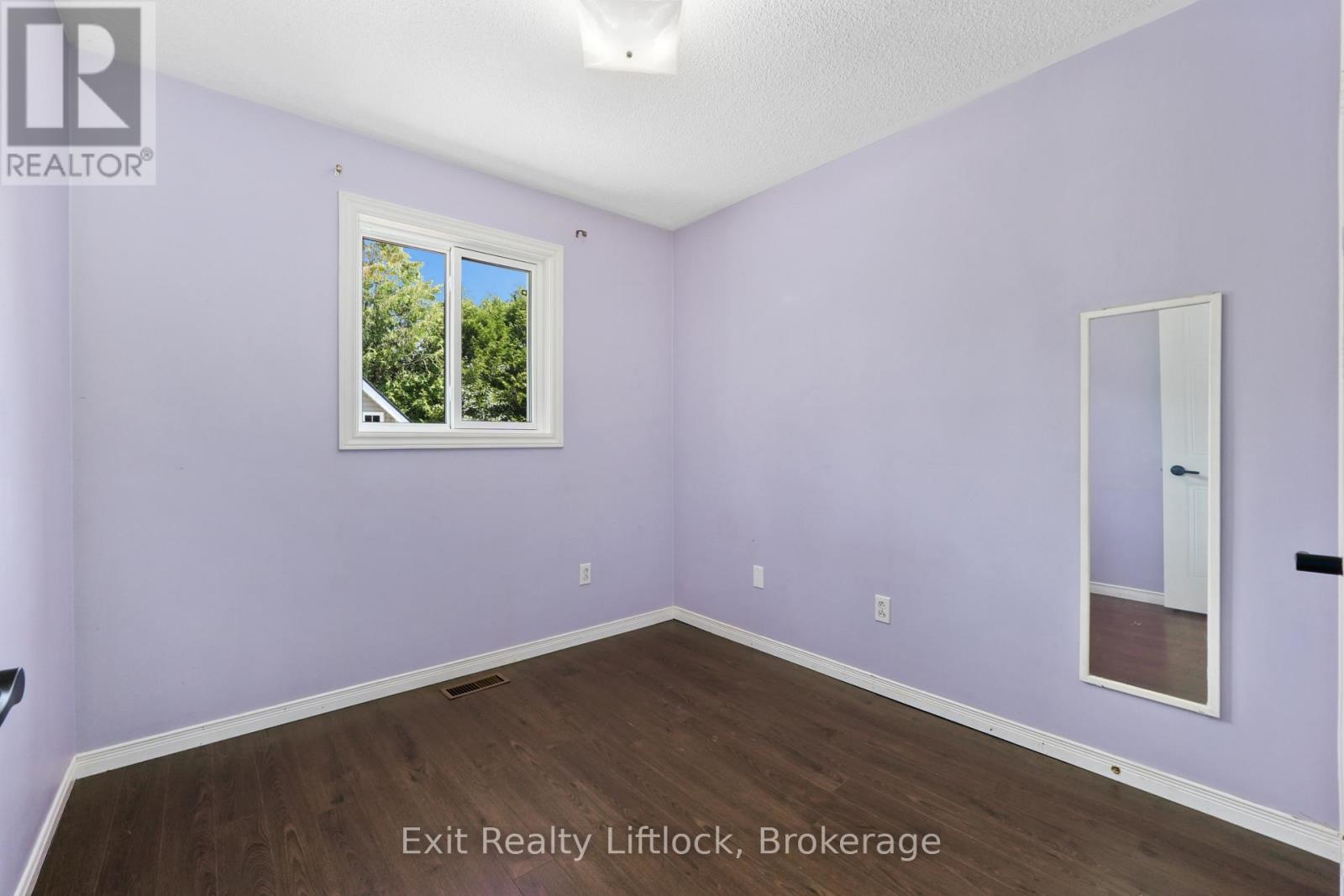 202 MILROY DRIVE - 13