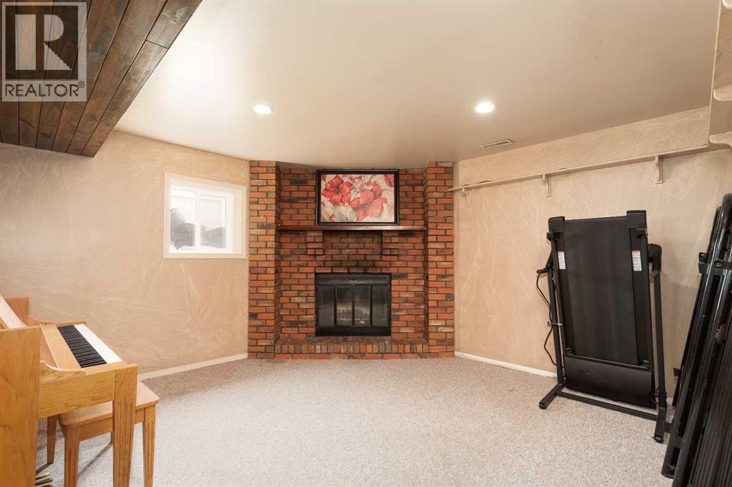 258 McDermott Road - 19