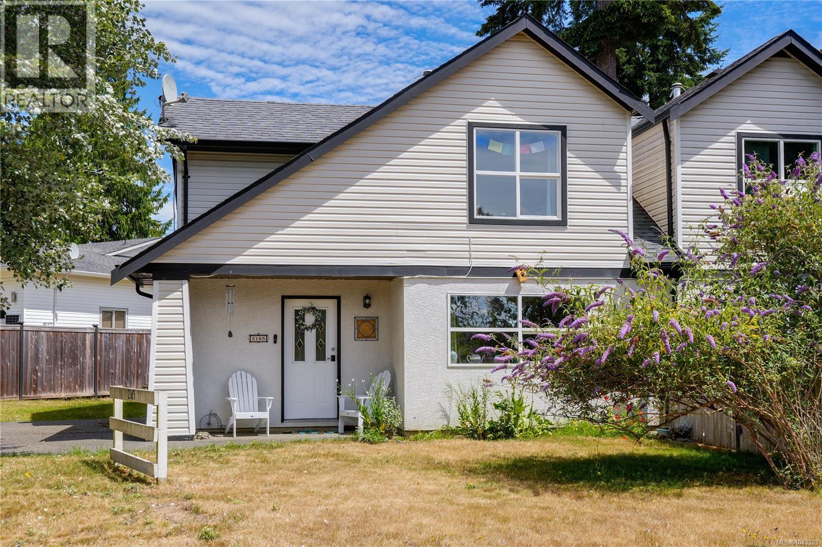 2165 Maple Ave N - 1