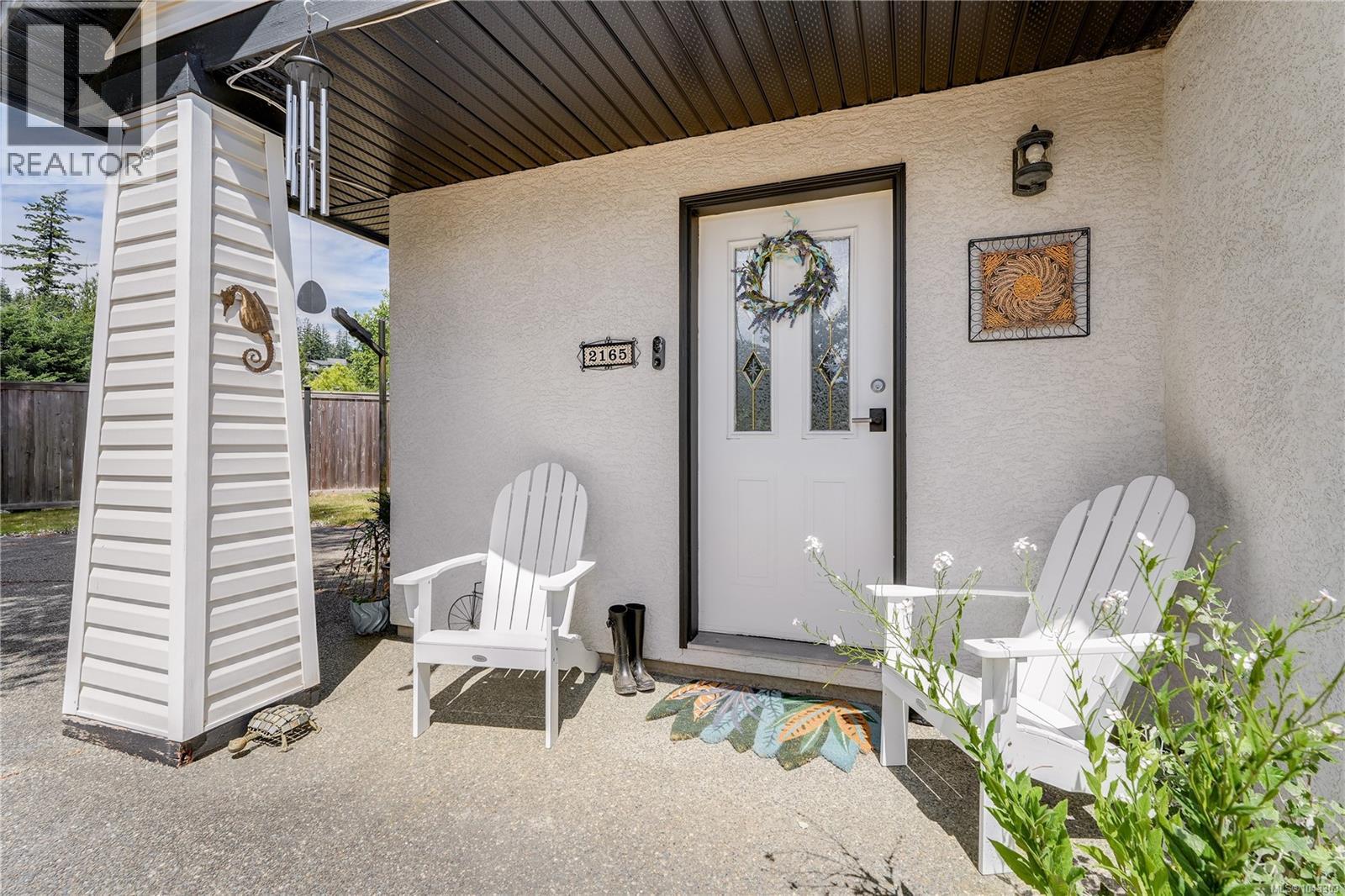 2165 Maple Ave N - 23