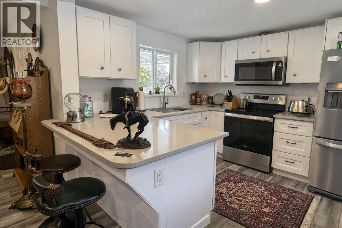 335 BILLITER Avenue - 3