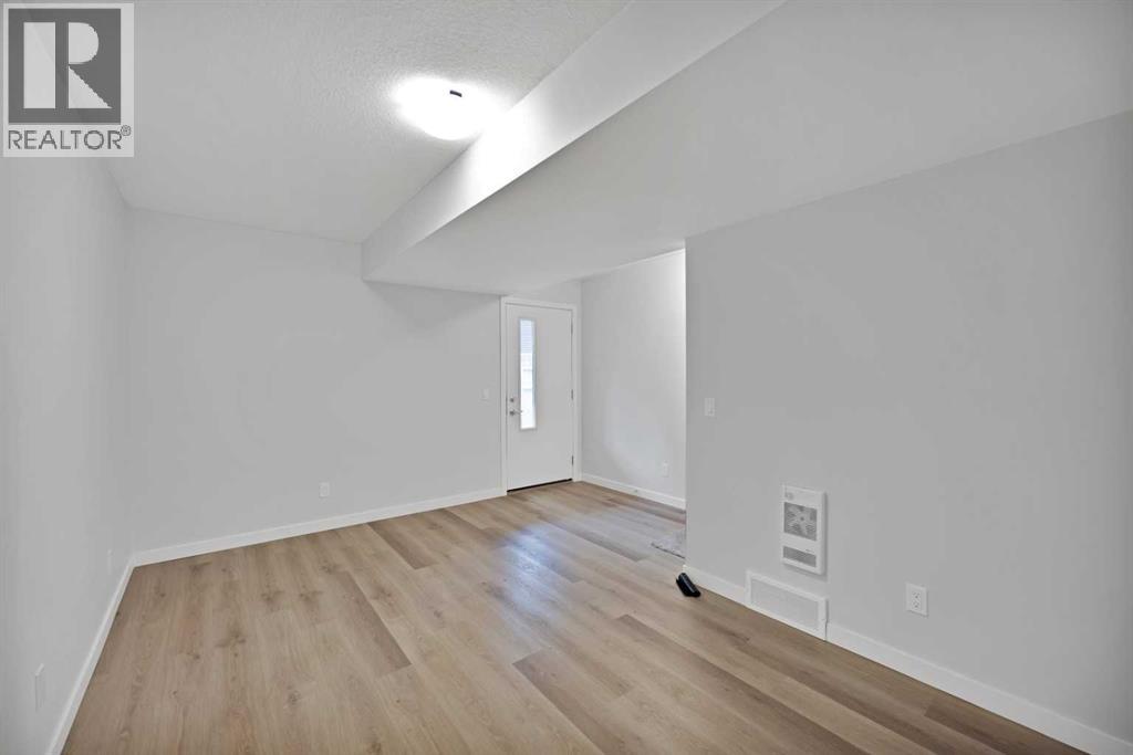 #411 301 Redstone Boulevard NE - 12