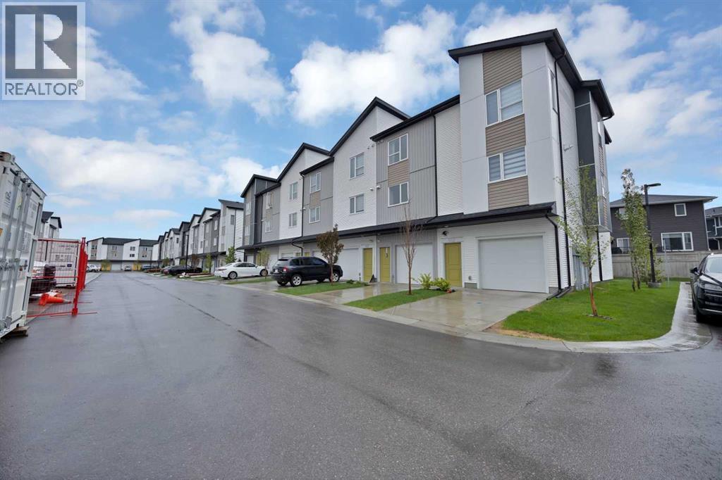 #411 301 Redstone Boulevard NE - 2