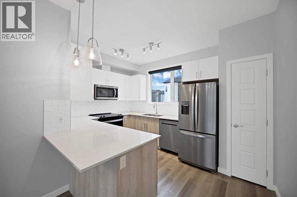 #411 301 Redstone Boulevard NE - 21