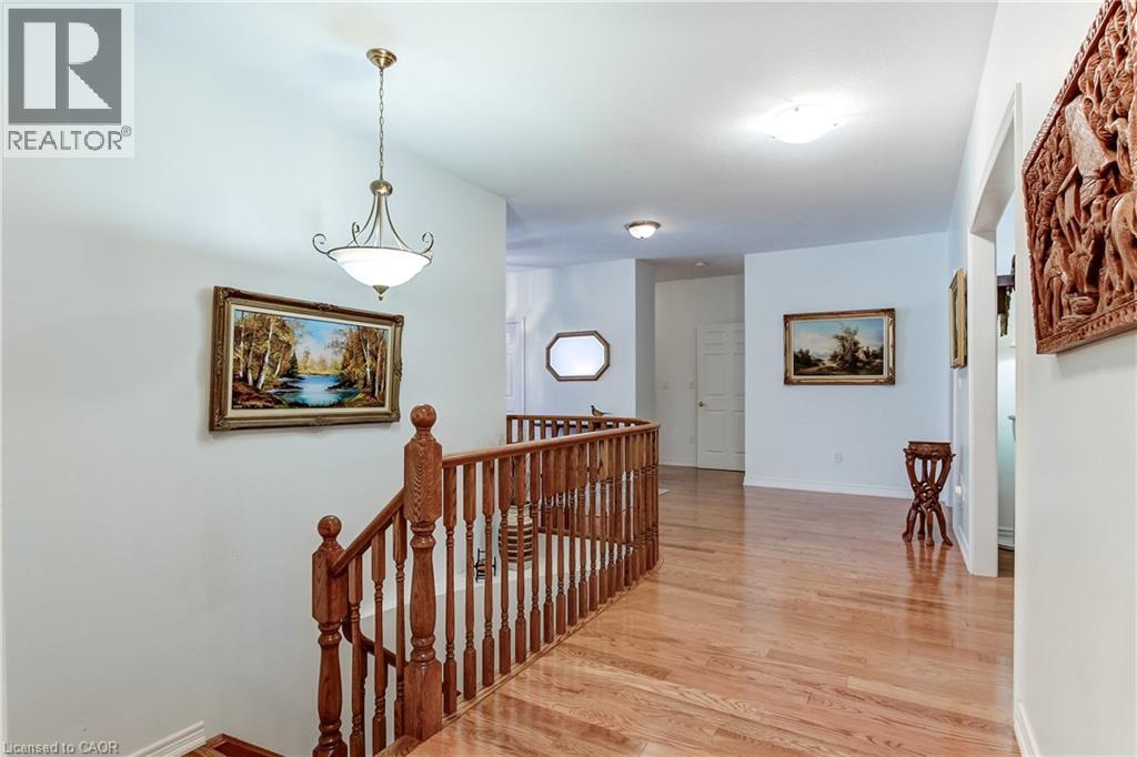 393 HENDERSON Road - 8