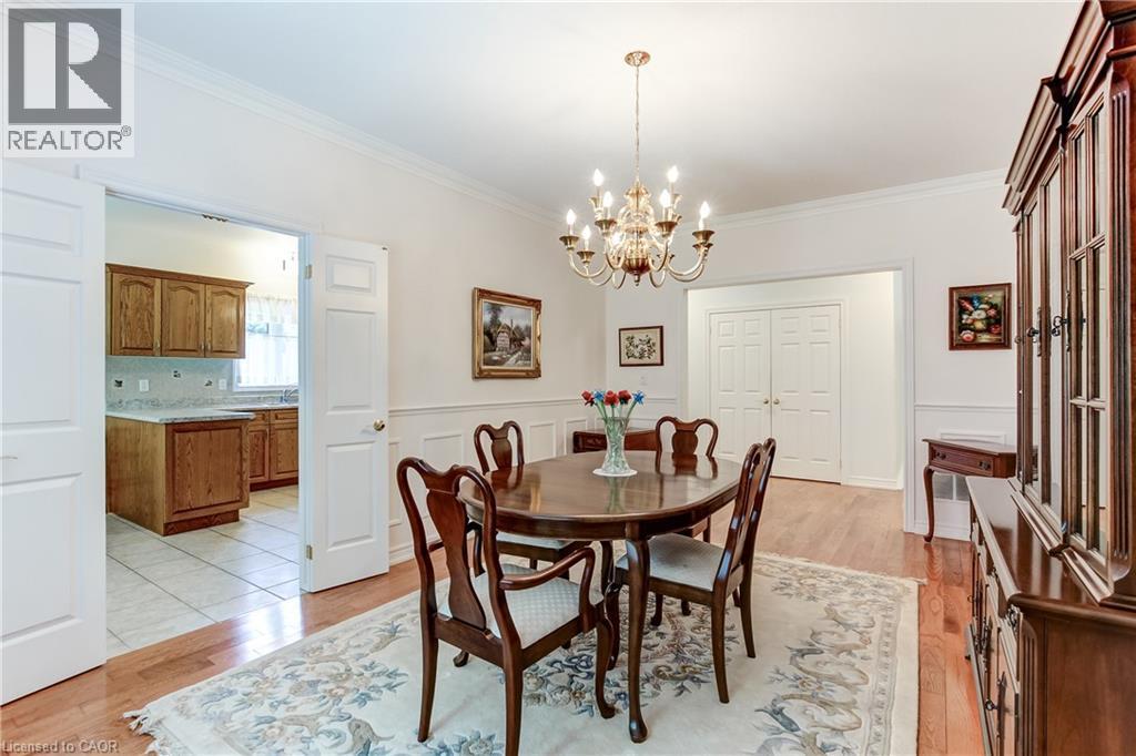 393 HENDERSON Road - 11