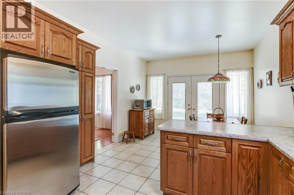 393 HENDERSON Road - 12