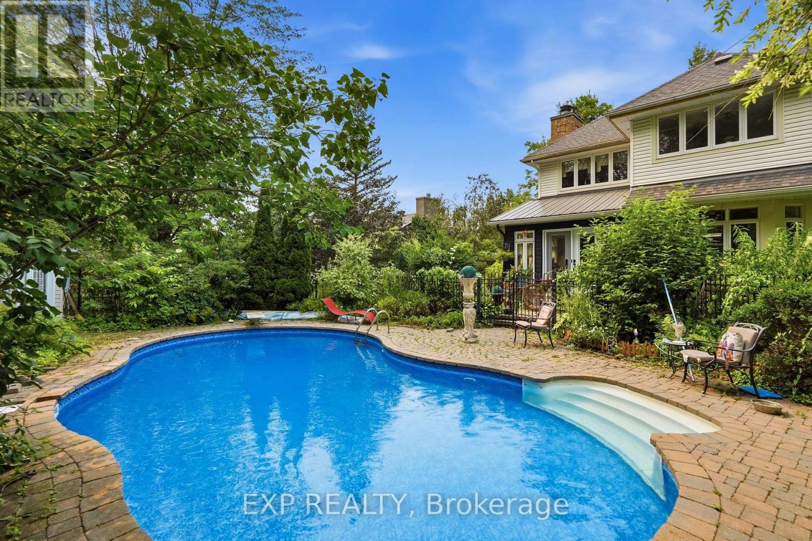 1259 RANDBORO CRESCENT - 43