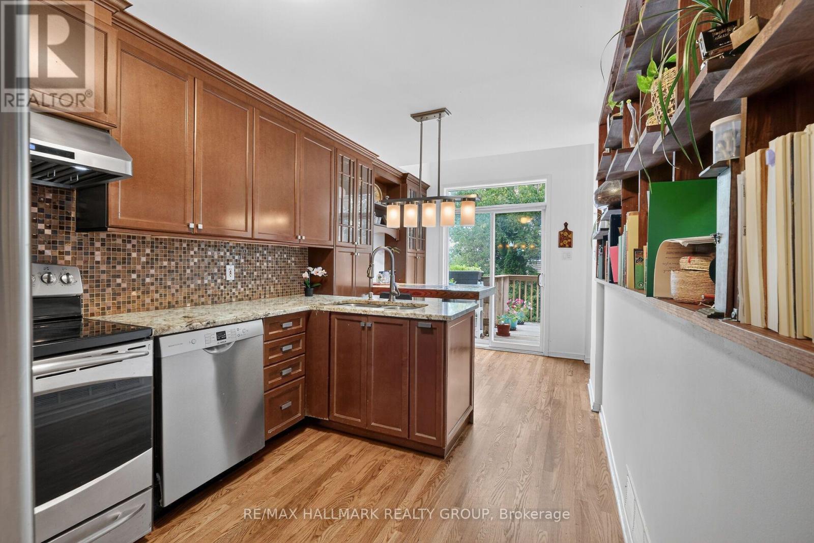 174 CARWOOD CIRCLE - 10
