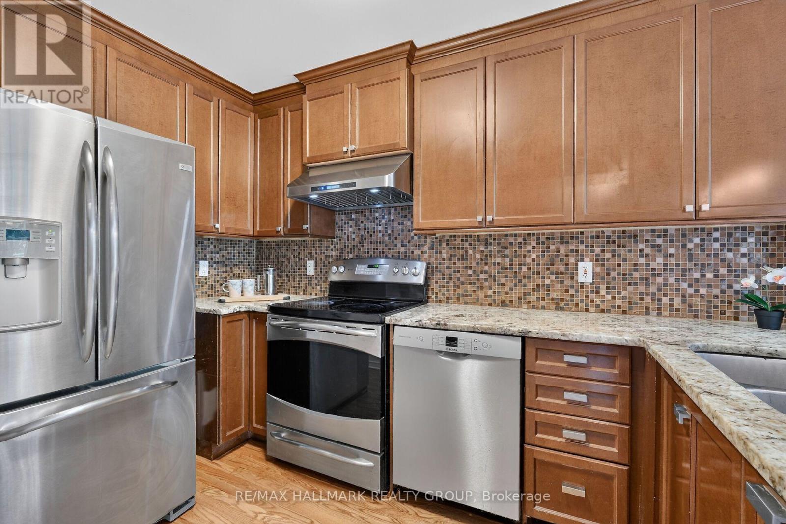 174 CARWOOD CIRCLE - 11