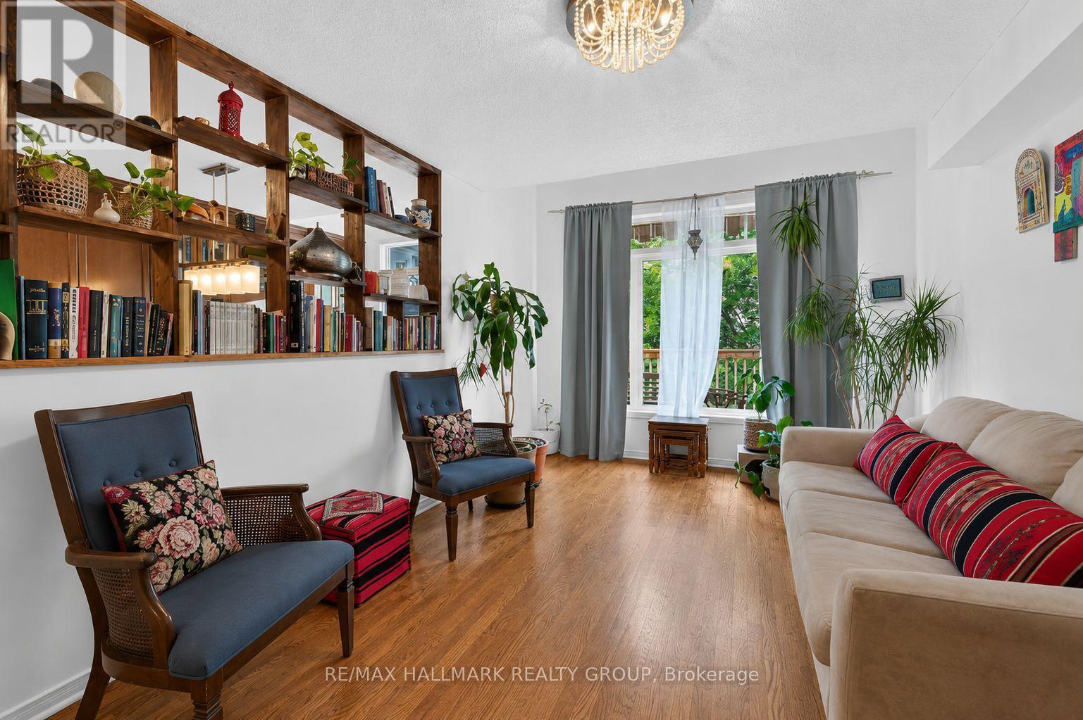 174 CARWOOD CIRCLE - 12