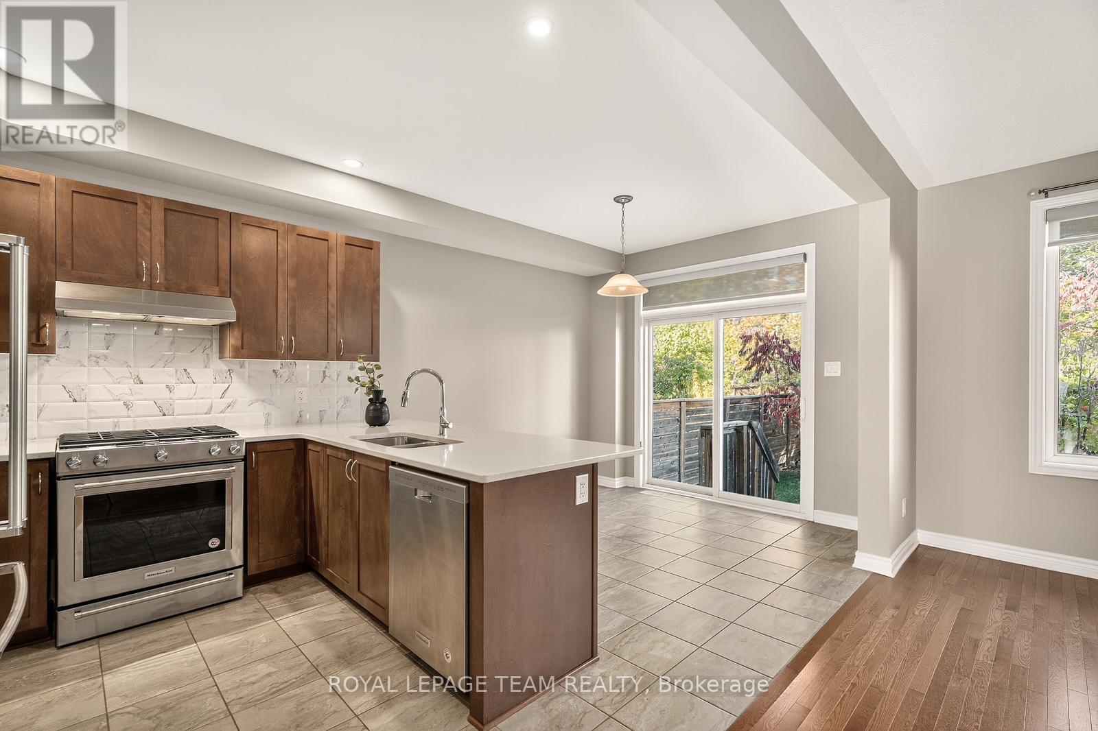 3 Bed, 3 Bath House for Rent in Ottawa – 619 GERANIUM WALK, Ottawa – MLS# X13568884 - Image 6