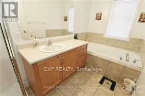 3 Bed, 3 Bath House for Rent in Ottawa – 207 HIDDEN MEADOW AVENUE, Ottawa – MLS# X13568902 - Image 7