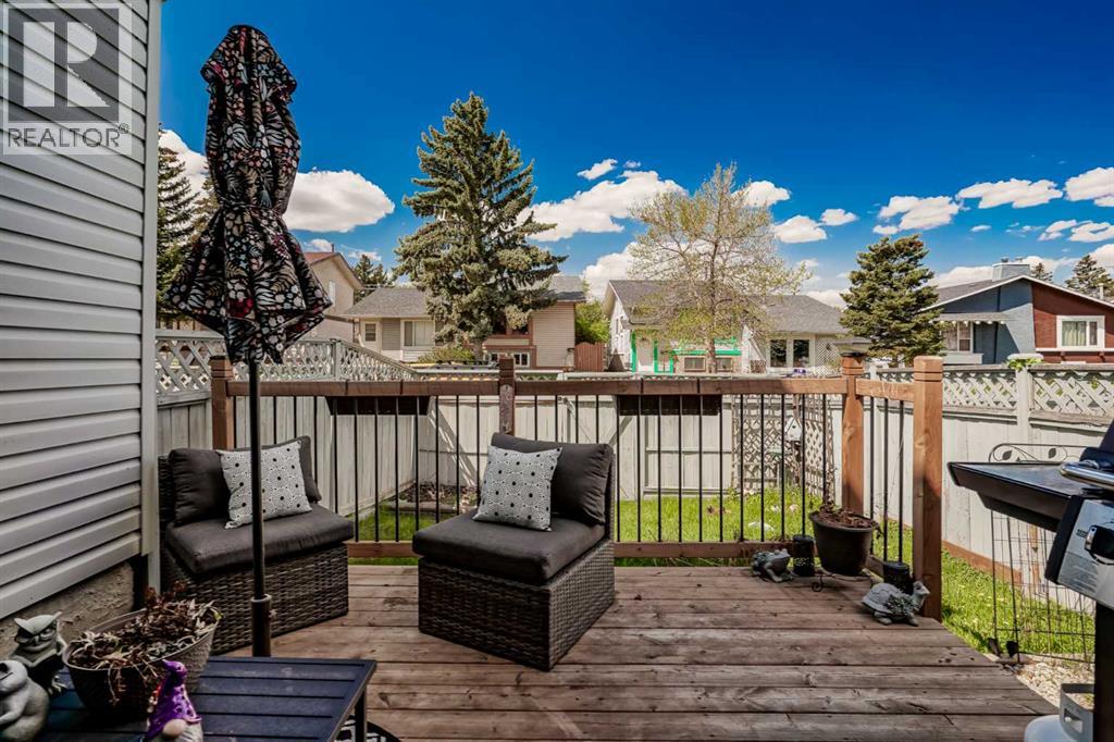 #47 131 Templehill Drive NE - 24
