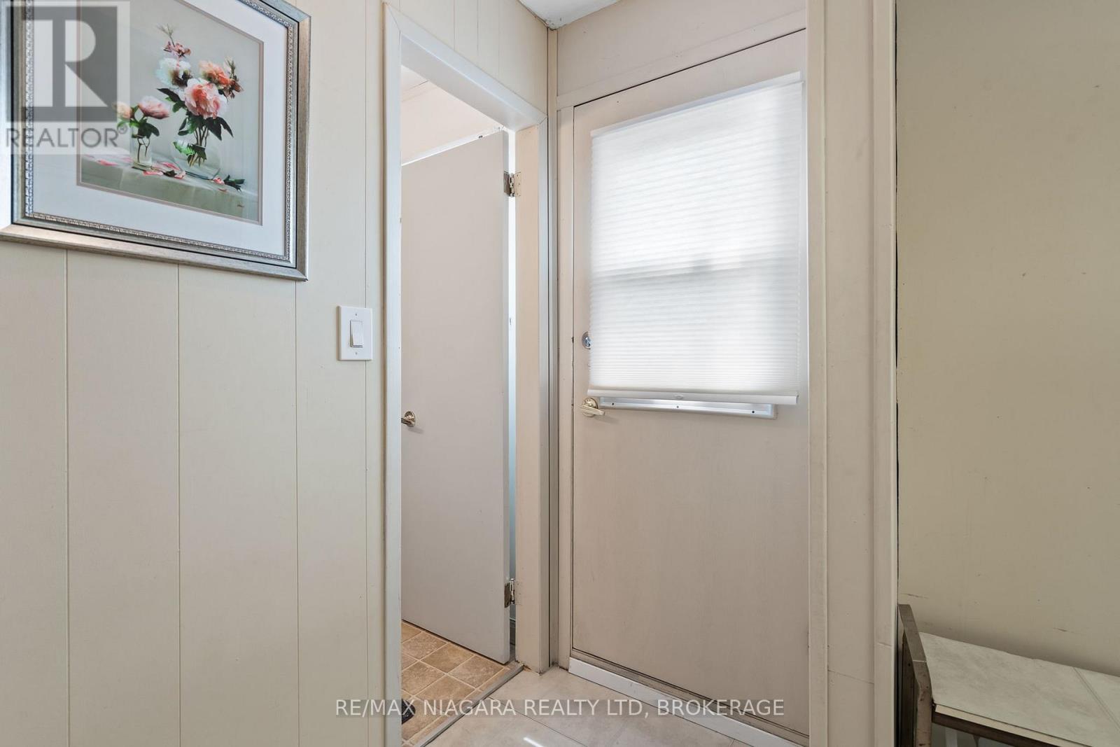 388 ASHWOOD AVENUE - 10