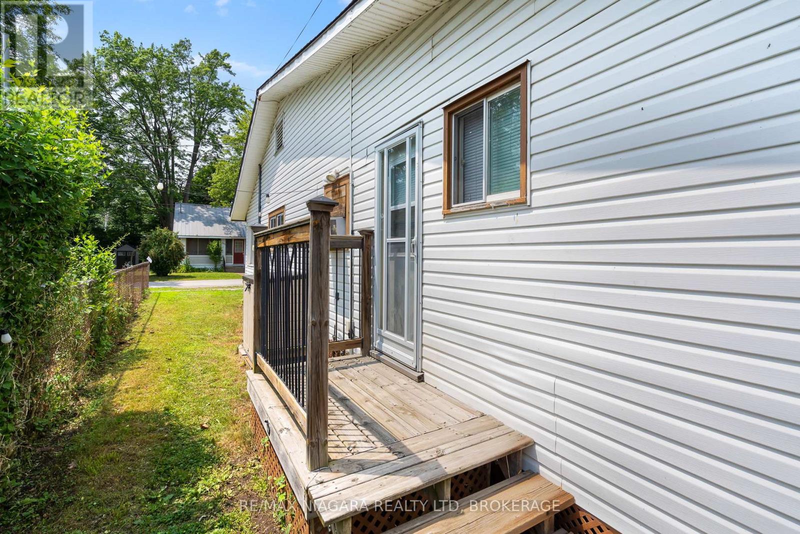 388 ASHWOOD AVENUE - 17