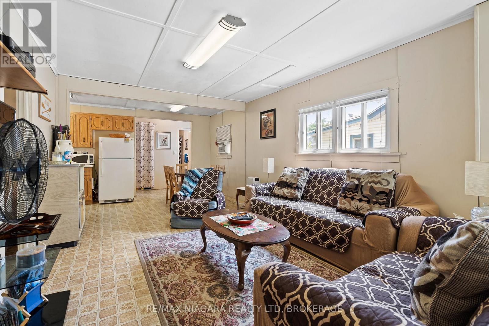 388 ASHWOOD AVENUE - 5