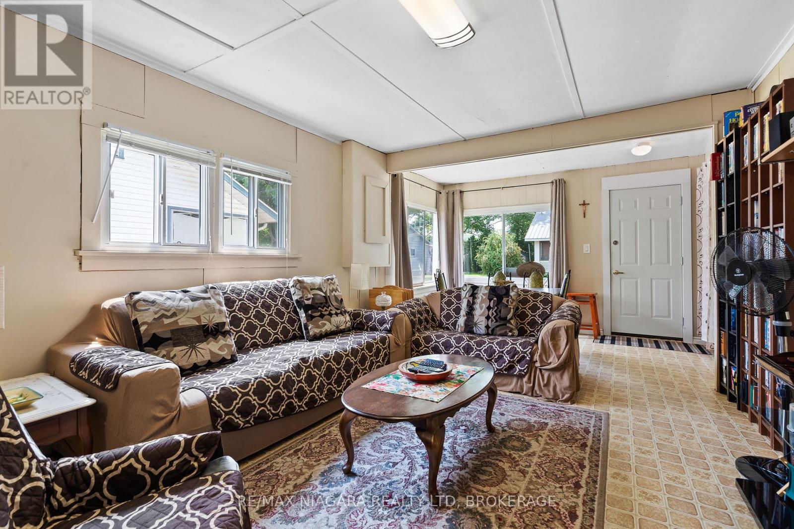 388 ASHWOOD AVENUE - 6