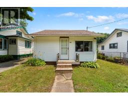 388 ASHWOOD AVENUE