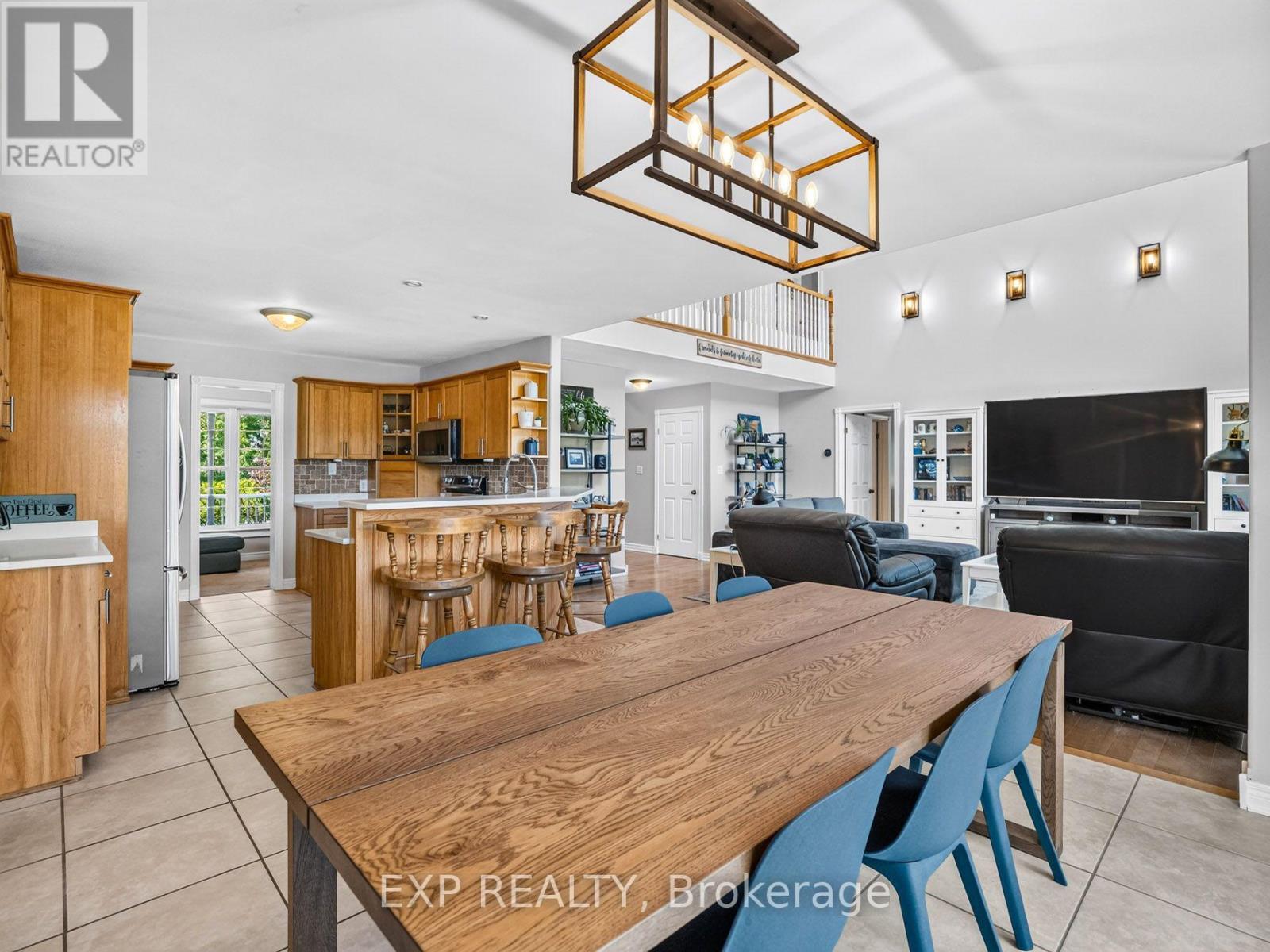 1578 RIDGE ROAD N - 10