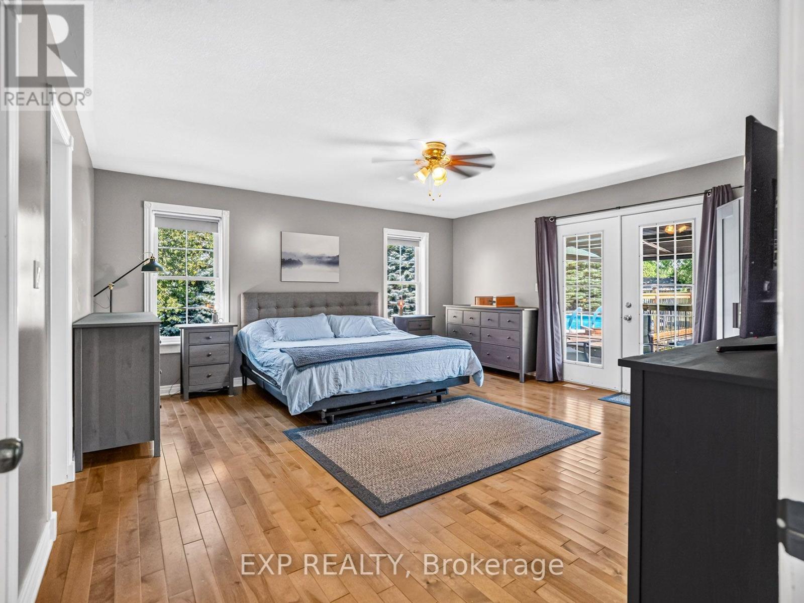 1578 RIDGE ROAD N - 15