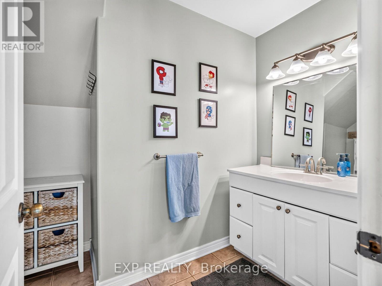 1578 RIDGE ROAD N - 26