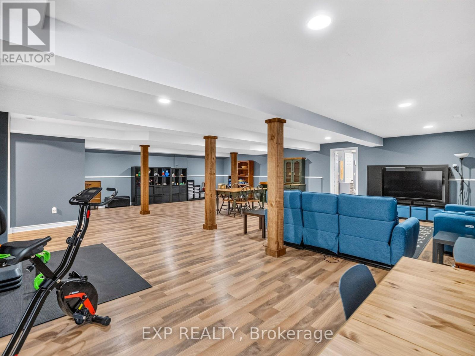 1578 RIDGE ROAD N - 29