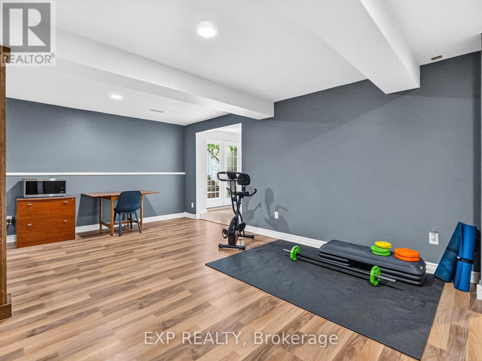 1578 RIDGE ROAD N - 31