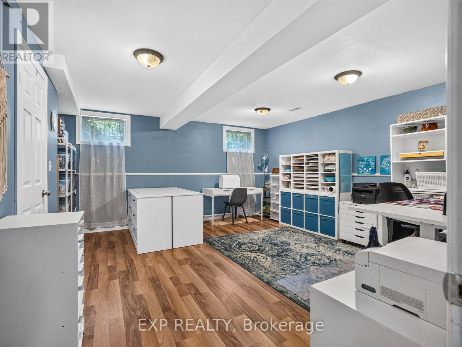 1578 RIDGE ROAD N - 32