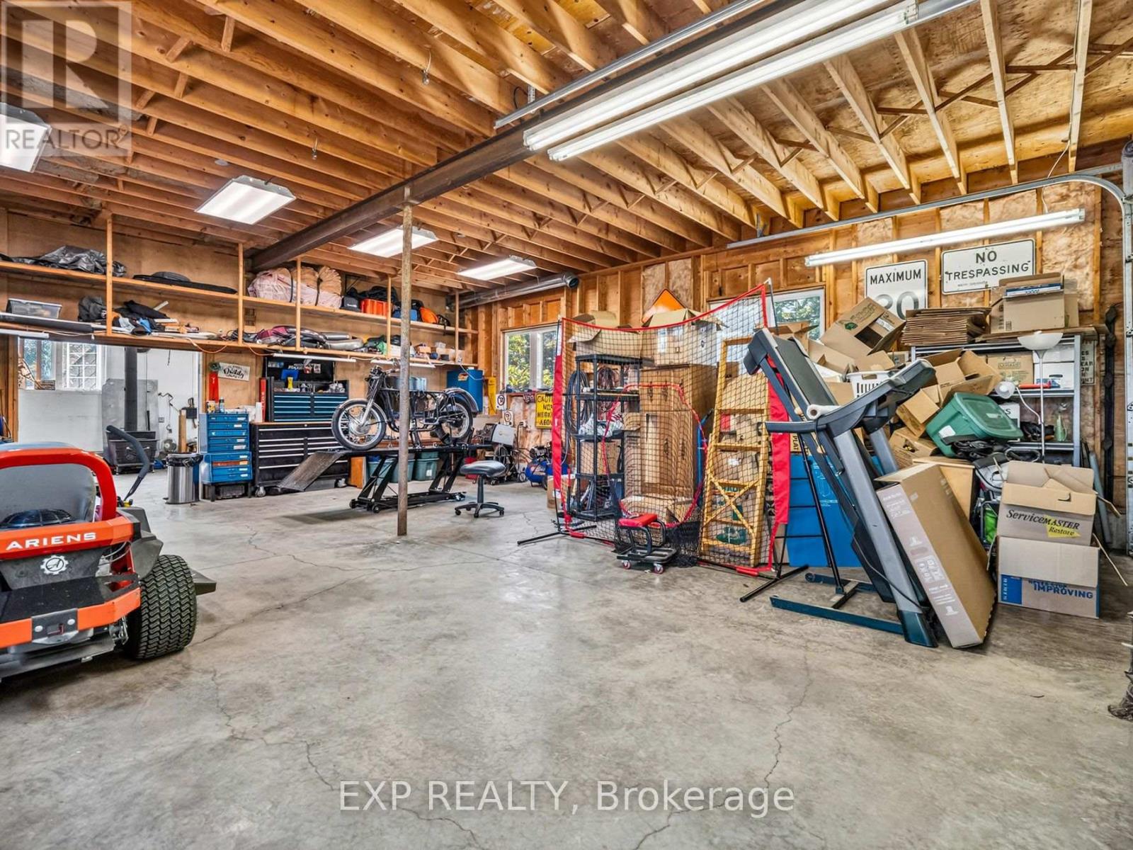 1578 RIDGE ROAD N - 39